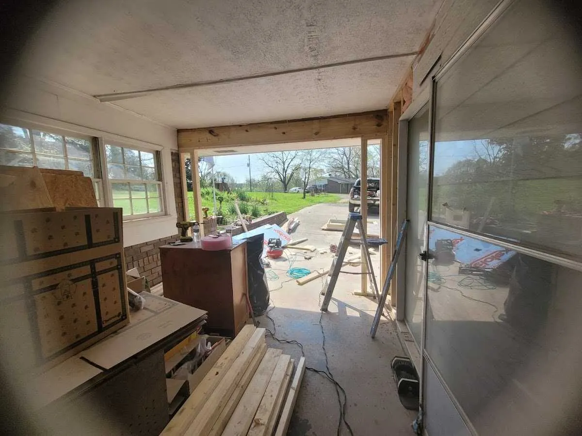 Air movers and dehumidifier for Drying & Dehumidification in Hillsboro